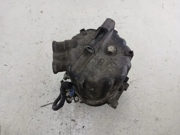 Opel Vectra C 1.8 Kompressor AC Compressor OEM 24411270 image 3