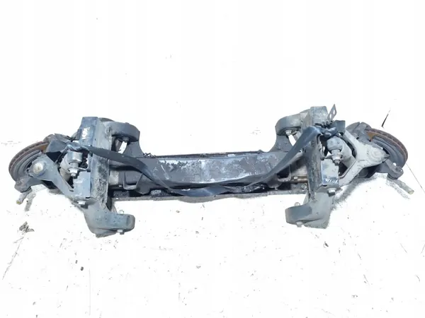 Iveco Daily Vorderachsträger OEM No MPN - Gebraucht image 2