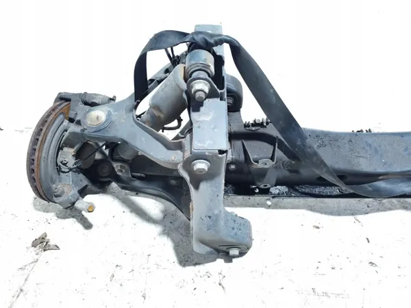 Iveco Daily Vorderachsträger OEM No MPN - Gebraucht image 5