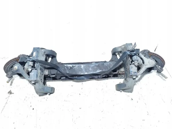 Iveco Daily Vorderachsträger OEM No MPN - Gebraucht image 9