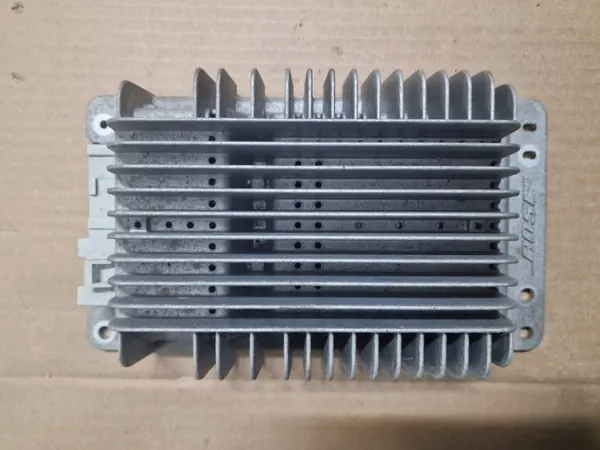 Amplificateur Bose OEM 3GM953A pour SUV GM 03-06 image 2