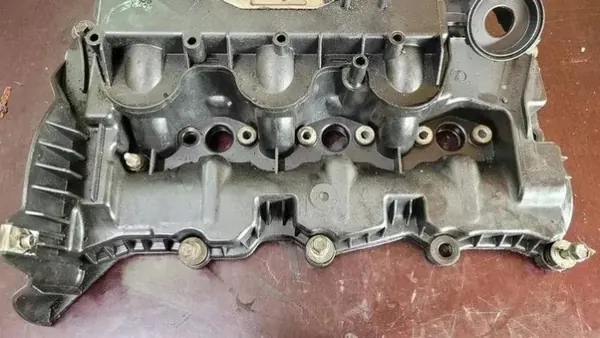 Jaguar Kipphebelabdeckung OEM 4S7Q9424LB - Gebraucht image 4
