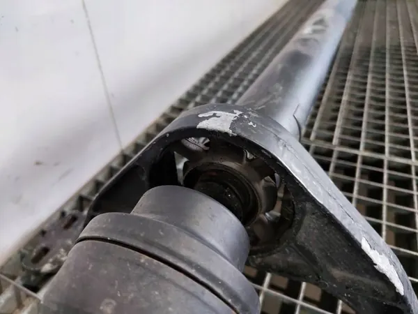 Drivaxel VW Passat B7 Alltrack 4x4 2.0 TDI image 3