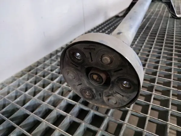 Drivaxel VW Passat B7 Alltrack 4x4 2.0 TDI image 5