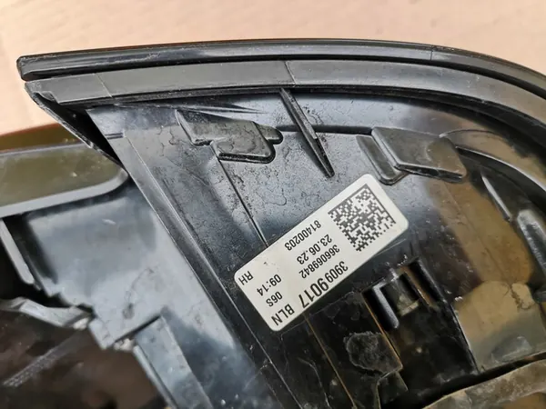 OPEL ASTRA K 15- Luz Trasera LED Derecha Original image 5