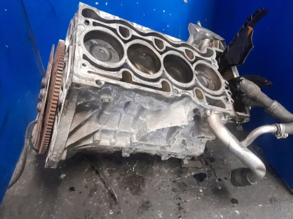Pompe à huile OEM 7544555 pour BMW E90 2.0i N43 image 2
