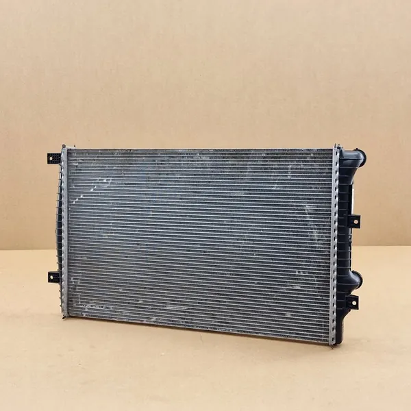 Radiador de refrigerante Audi Skoda Seat VW TSI TDI image 2