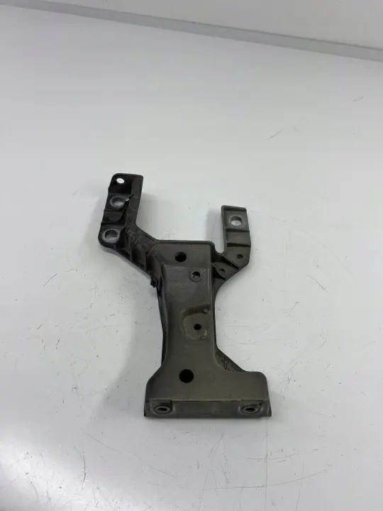 Etupuskurinvahviste OEM HK8317K898AE Jaguar image 2