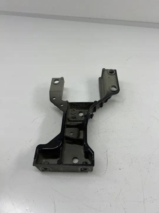 Etupuskurinvahviste OEM HK8317K898AE Jaguar image 3