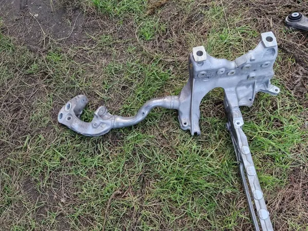 Pastilhas de travão dianteiras OEM 1748511155 Bentley Bentayga image 6