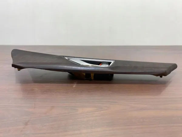 Poignée de porte intérieure Subaru Ascent OEM 94236XC03A image 4