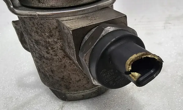 Kraftstoffpumpe Audi / Skoda / Seat / Volkswagen - 03C127026C image 3