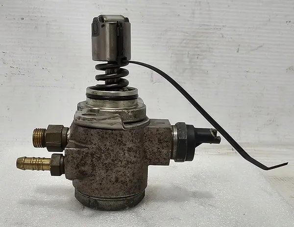 Kraftstoffpumpe Audi / Skoda / Seat / Volkswagen - 03C127026C image 4