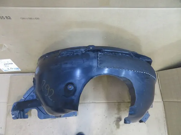 VW T-CROSS Etu Oikea Lokasuoja 2GM805912A image 2