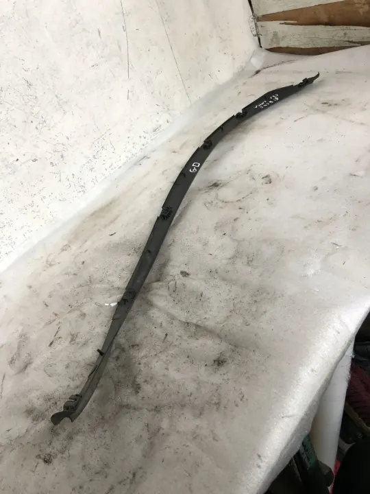 Extremo de guardabarros Volvo V90 II OEM 32274034 - Usado image 2