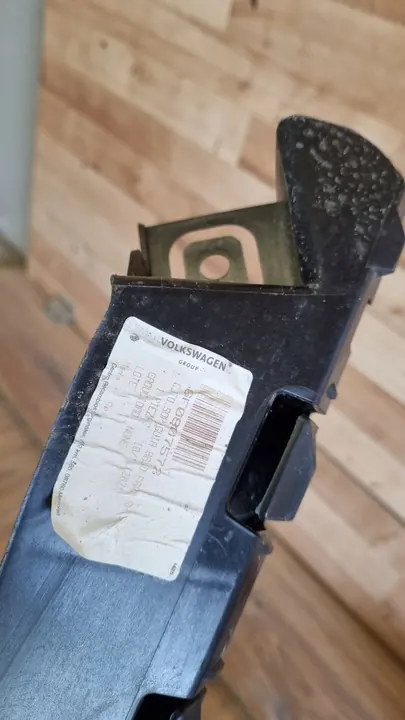 Support de phare avant droit SEAT IBIZA V 6F0807572 image 2