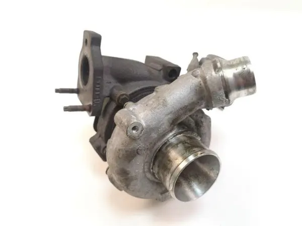 Turbo H8200638766 para Nissan Qashqai 2.0L Diésel image 2
