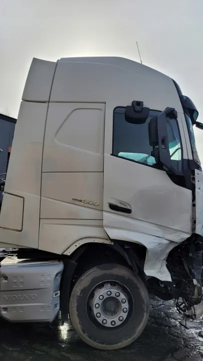 Volvo OE complete cabine FH4 Globetrotter XL image 6