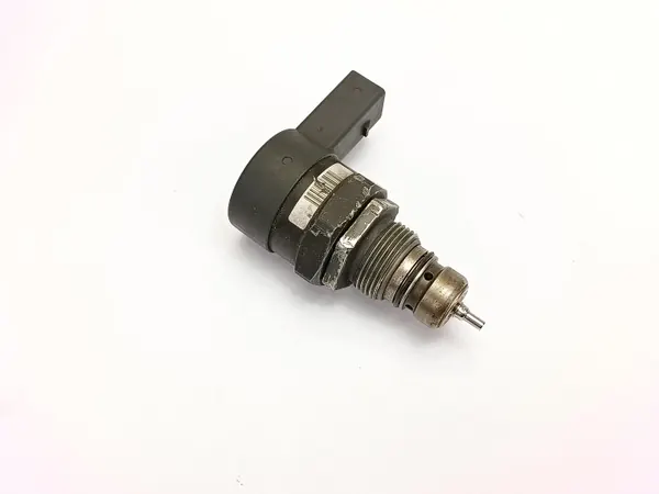 BMW Bränsletrycksregulator OEM 0281002738 image 2