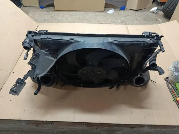 Kylfläktmontering Mercedes W212 S212 E63 W204 C-Klass C63 AMG image 5