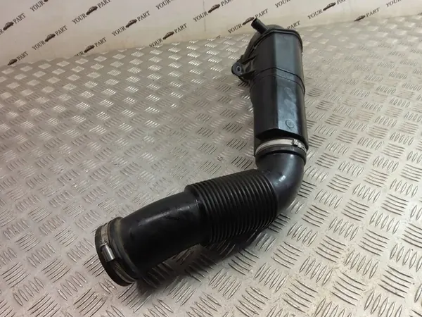 Tubo de ar BMW X1 F48 13717619268 image 10