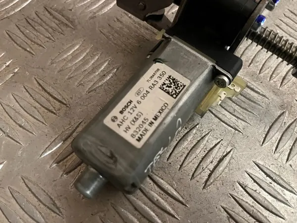 Tesla Model S Lenksäulenmotor OEM 10278110F image 3