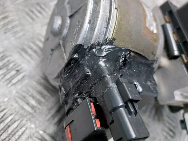 Citroen C5 Jousituskompressoripumppu OEM 9643373480 image 4
