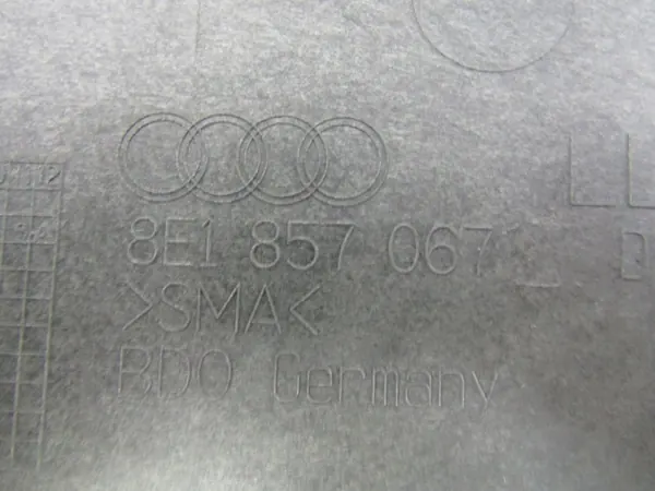 Painel Audi A4 B7 OEM 8E1857067 D - Usado image 3