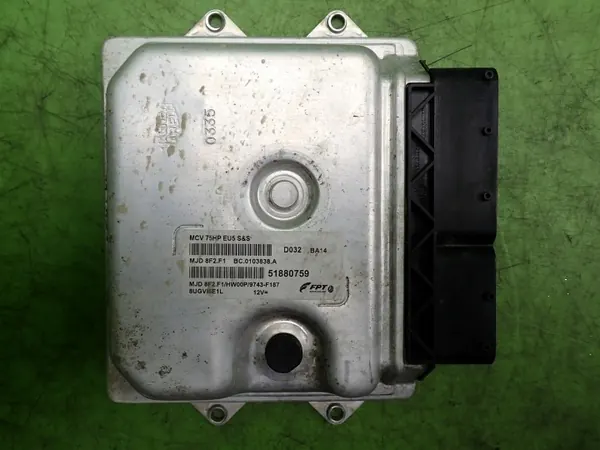 Peugeot Bipper 1.3 HDI Styrenhet OEM 51880759 image 2