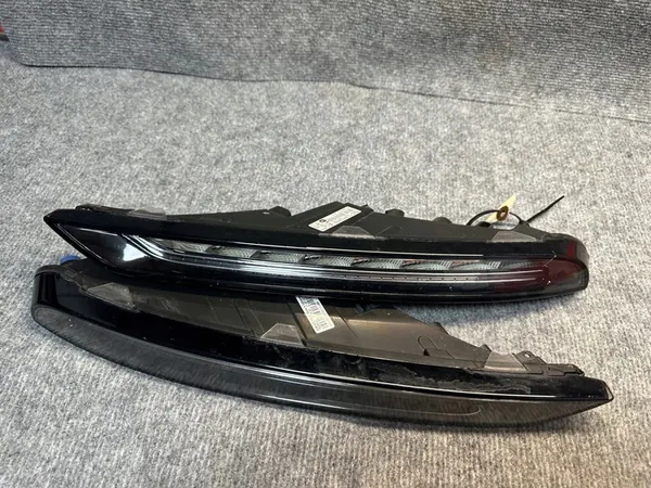 Porsche Macan 95B Indicador Izquierdo LED 95B941181A image 4