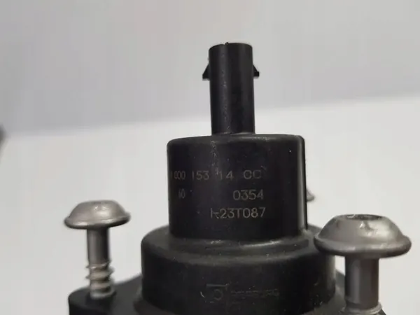 Électrovanne OEM A0001531400 pour Mercedes M254 image 7