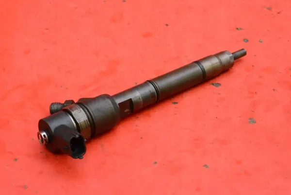 Suutin OEM 0445110320 Kia Ceed 1.6 CRDi:lle image 5