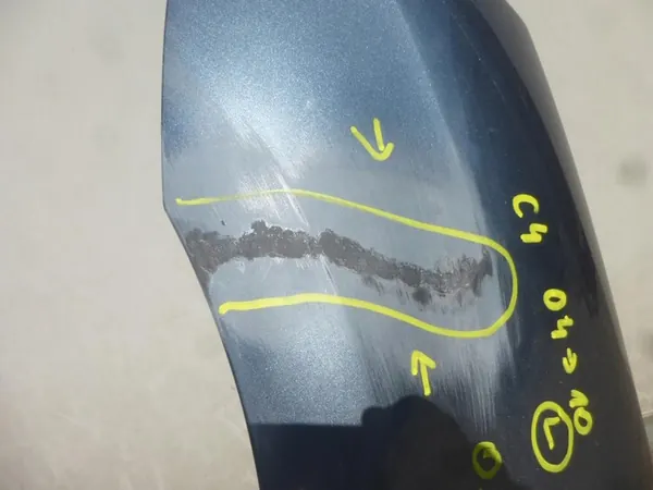 Vänster framstötfångare Citroen C4 image 2