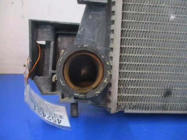 OPEL VECTRA C 2.0DTi Radiador de Agua Original 24418343 image 5
