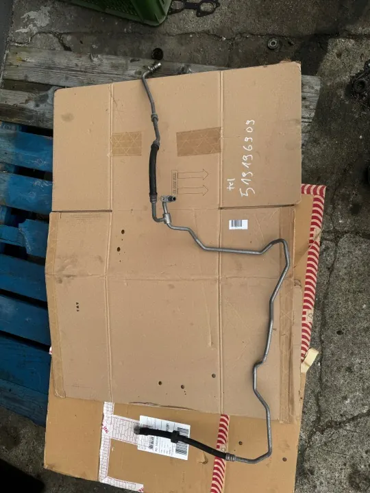 Mercedes 4MATIC Hydrauliikkajohto OEM a6511807330 image 2