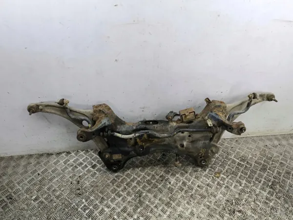 Sous-cadre avant Hyundai i40 2013 OEM AMD132849 image 2
