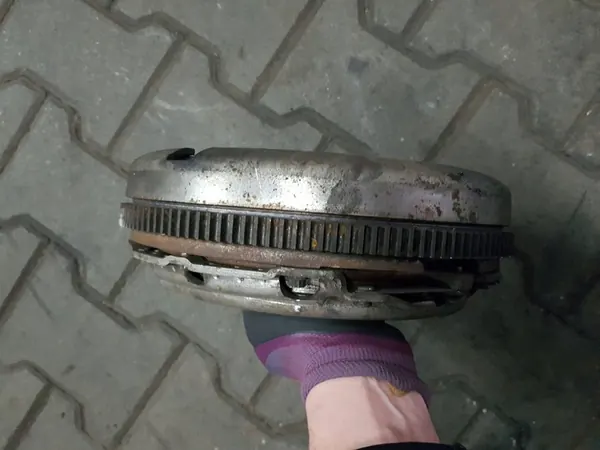 2005 Skoda Octavia Mk2 Conjunto de embreagem 03G141025H image 5