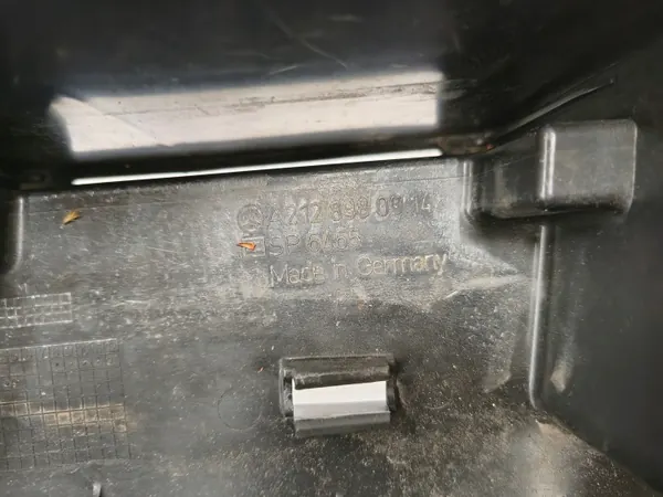 Mercedes W212 gereedschapsset OEM A2128980914 - Gebruikt image 6