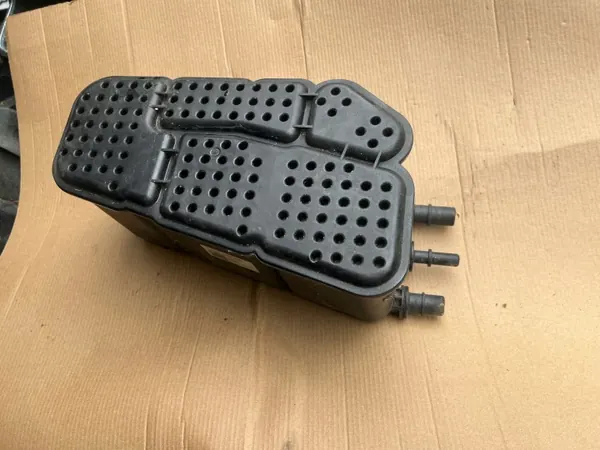 AUDI A6 C8 Actief Koolfilter 4M4201801 Gebruikt image 2