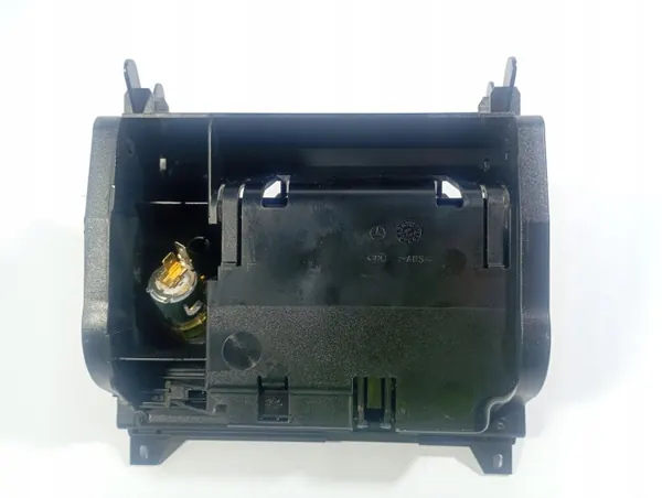 Cinzeiro Mercedes W210 OEM M1S223 MAR 00018917 image 5