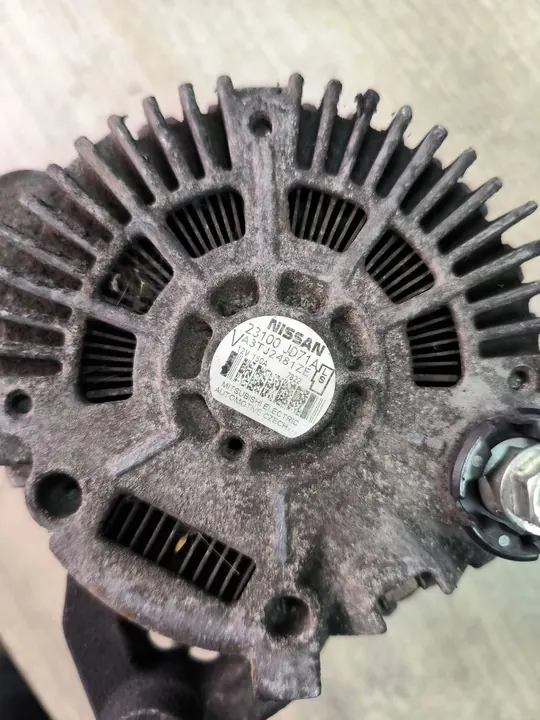 Vaihtovirtageneraattori Nissan Qashqai 2.0 DCi image 5