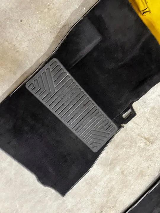 Tapete OEM A4636803140 dianteiro esquerdo Mercedes G image 3