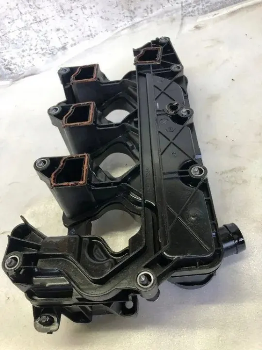 OEM 9827624181 Cubierta seguidor de leva Ford Focus III image 2