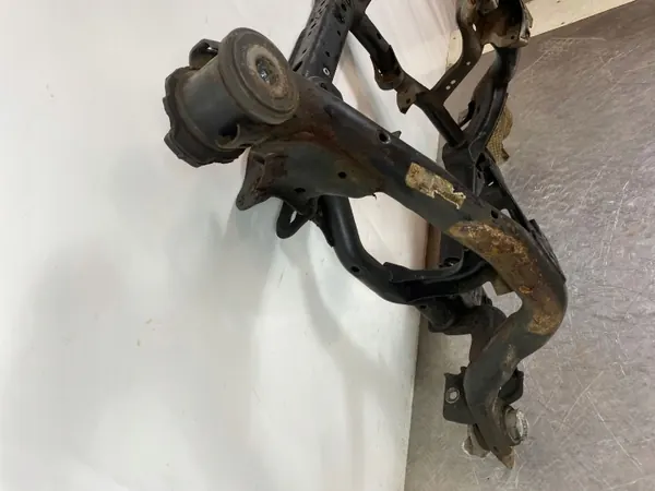 OEM FOB54590 Etujouset Jeep Grand Cherokee:lle image 8