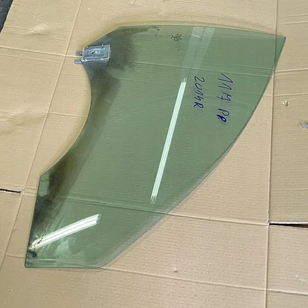 Mercedes CLA C117 Oikea Etuoven Lasi OEM image 3