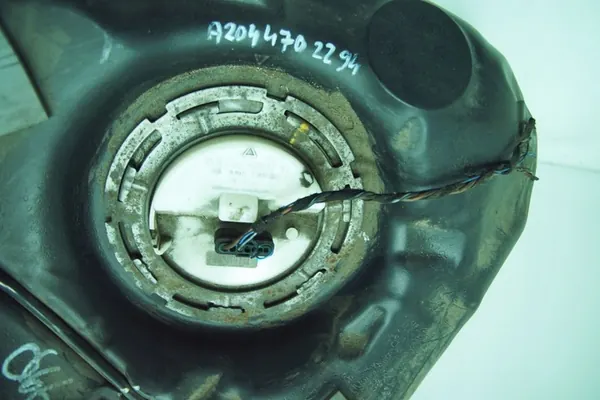 Bränsletank Mercedes E-Class image 5