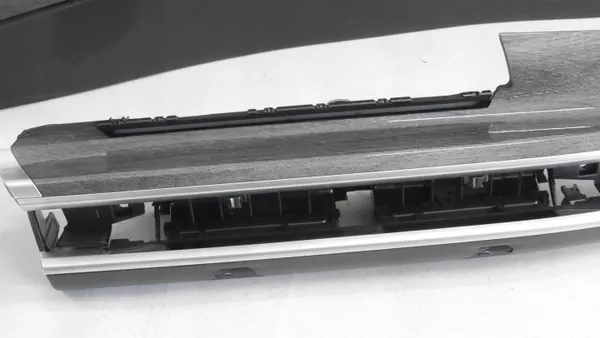 BMW 7 G70 armsteuntunnel compleet houtafwerking image 9