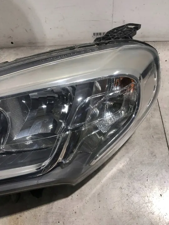 Farol Fiat Doblo image 4