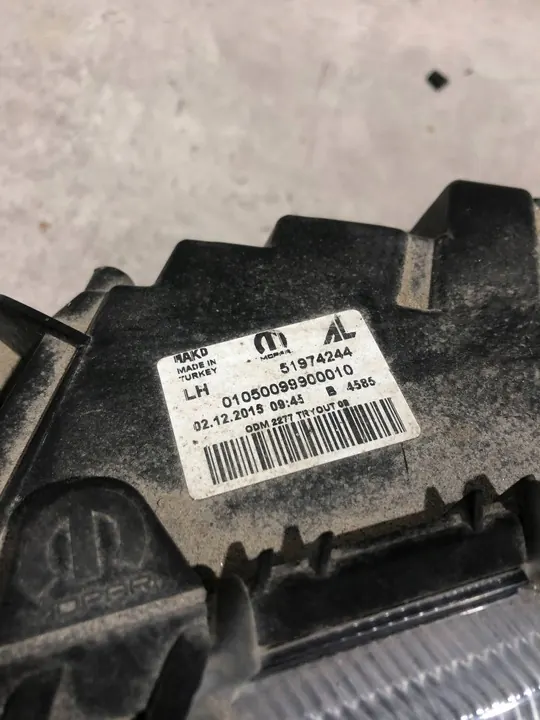 Farol Fiat Doblo image 5