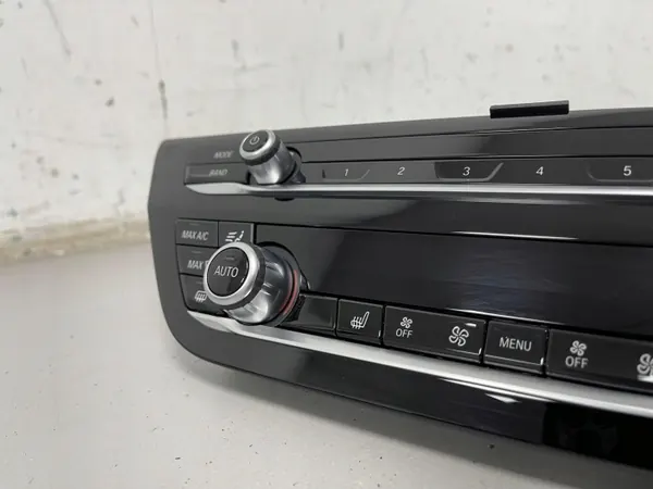Ilmastointipaneeli BMW 5 G30 OEM 61315A480C3 - Käytetty image 6